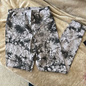 Lululemon Luxtreme Wunder size 6